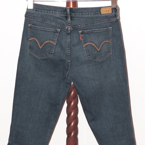 Levi's 515 Cuffed Denim Capris - Picture 6 of 7